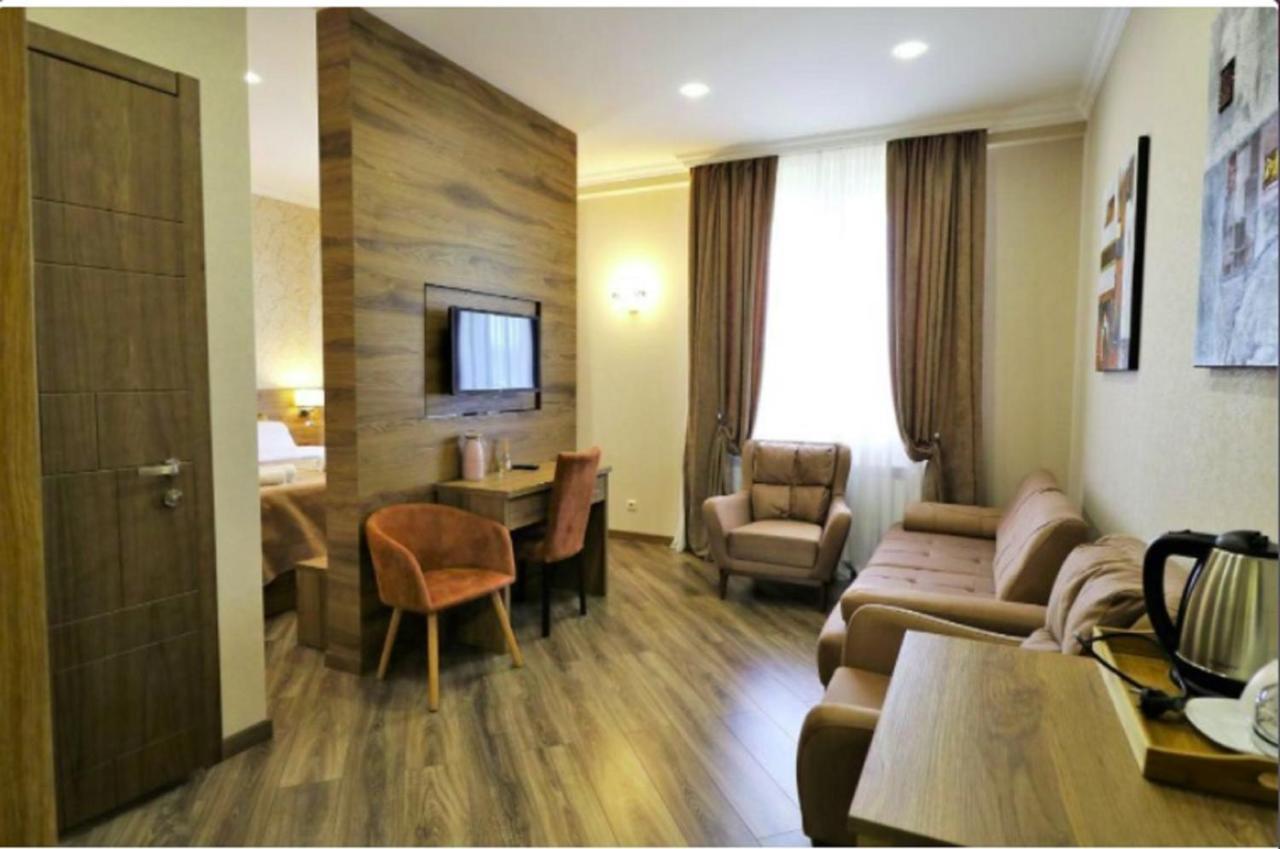 Sunset Tbilisi Luxury Aparthotel Exterior photo
